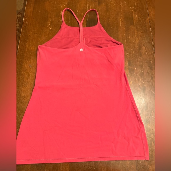 Lululemon tank - Picture 2 of 2